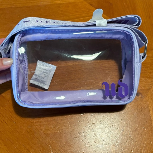 Urban Decay  Bag with Strap - Picture 6 of 12